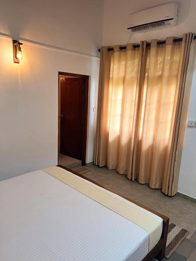Hummus Hostel Hikkaduwa Zewnętrze zdjęcie