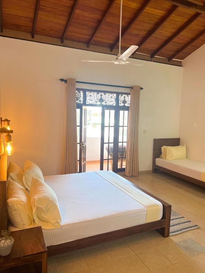 Hummus Hostel Hikkaduwa Zewnętrze zdjęcie