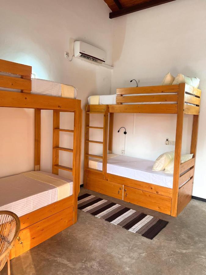 Hummus Hostel Hikkaduwa Zewnętrze zdjęcie