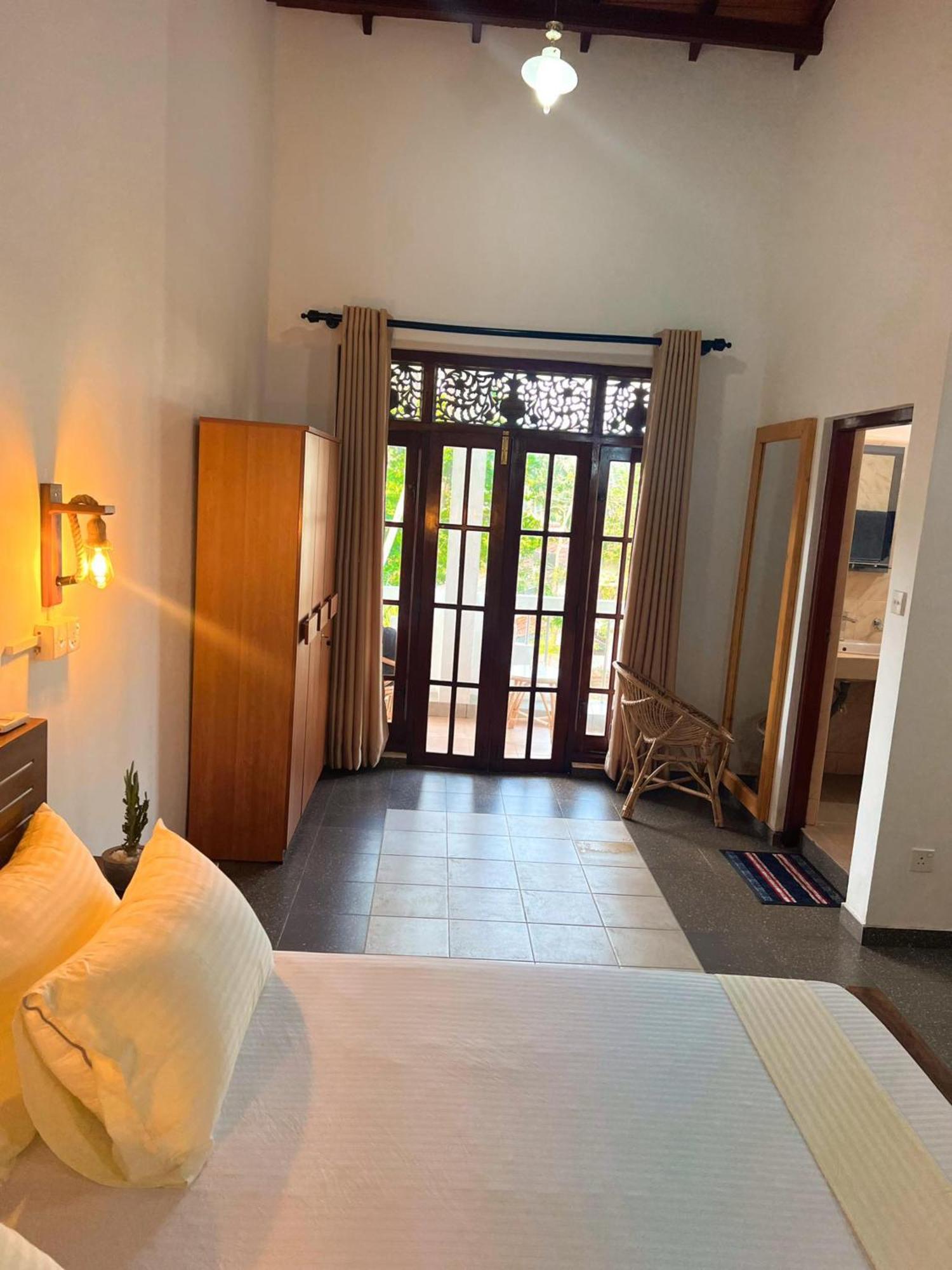 Hummus Hostel Hikkaduwa Zewnętrze zdjęcie