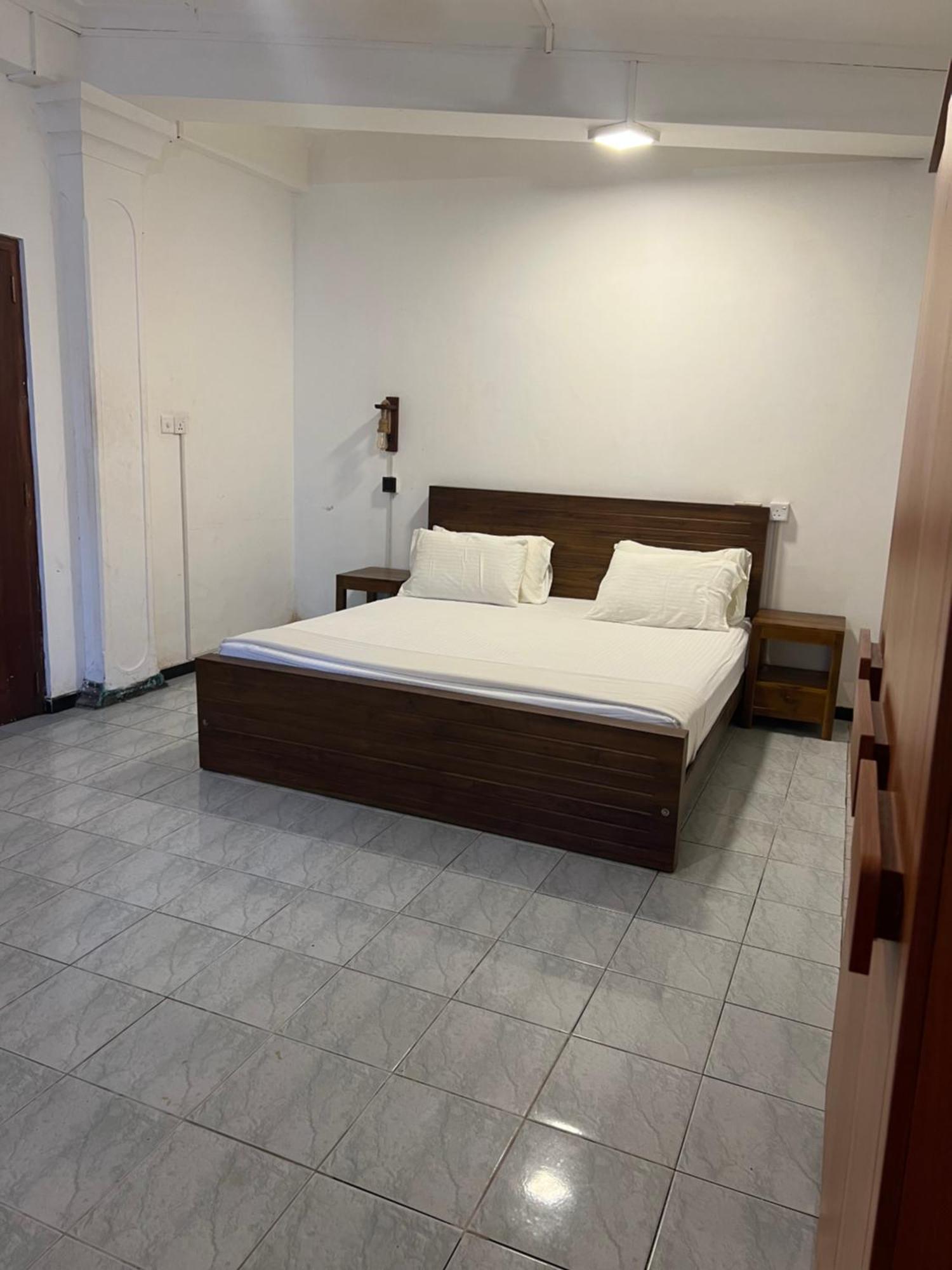 Hummus Hostel Hikkaduwa Zewnętrze zdjęcie